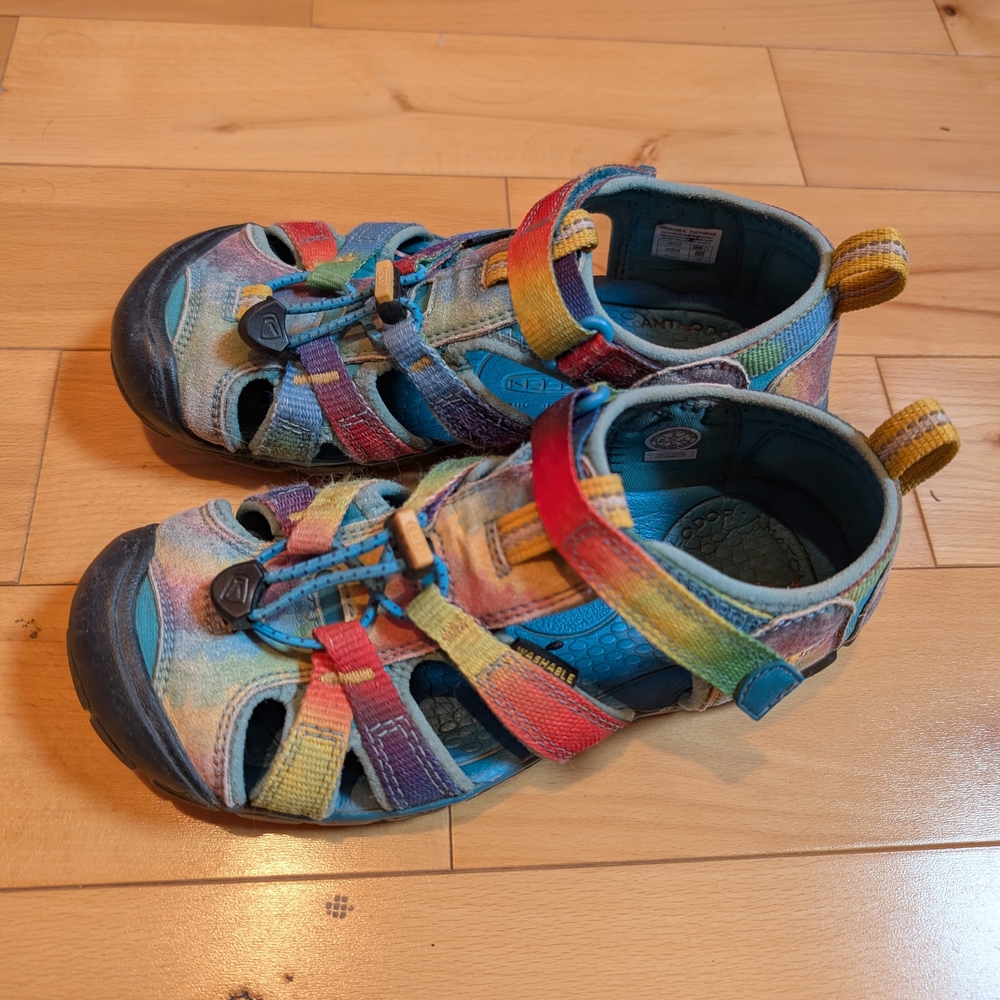 Keen Waterproof Big Kids Sandals US 2